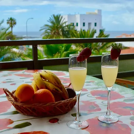 Sunflower Puerto de Santiago (Tenerife)